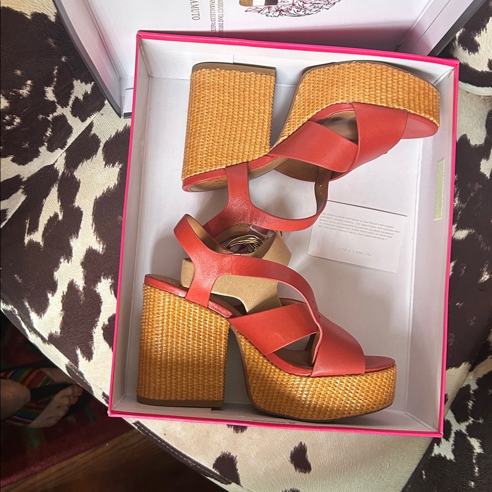 Vince Camuto DEIRAE Sandal Moroccan Clay Vegan 6